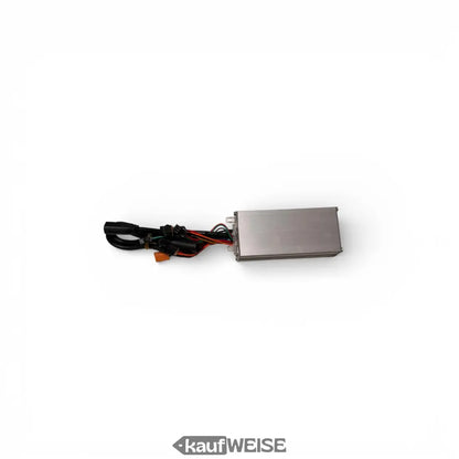 Silberner Ouxi V8 Controller 48V 21A mit Schwarz-Rot-Verkabelung für Fatbike