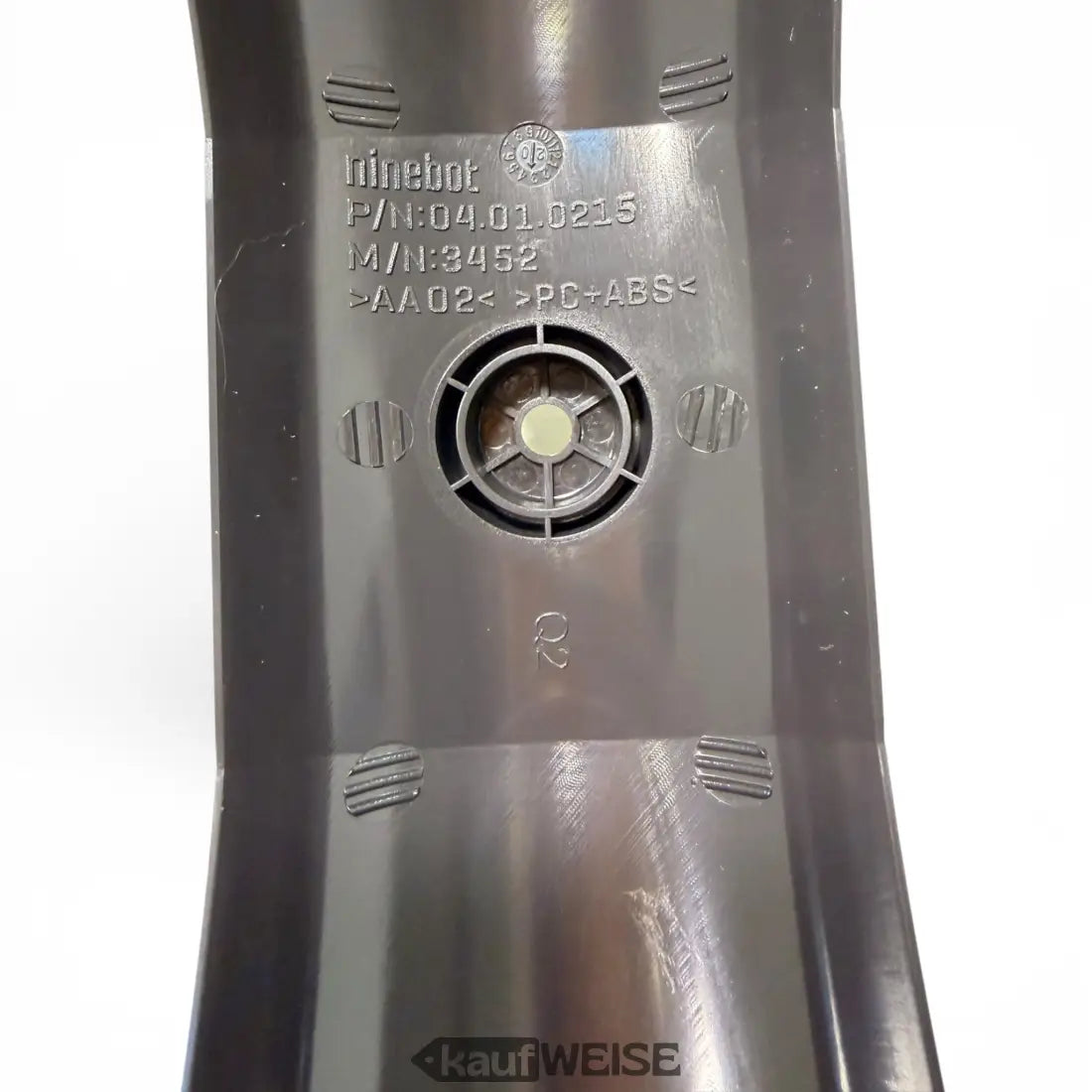 Original Segway-Ninebot Max G30 schwarzes Vorderradschutzblech mit Gravur und Lüftung
